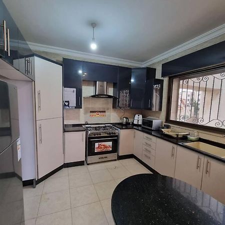 Deir Ghbar 3 Rooms Apart Amman Esterno foto